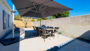 Superbe villa de plain-pied avec parking et jardin